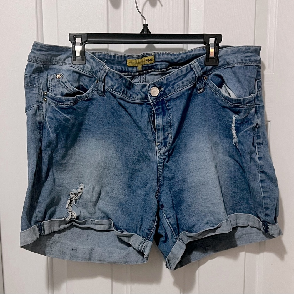 Wannabettabutt YMI - Size 20 Jean Shorts